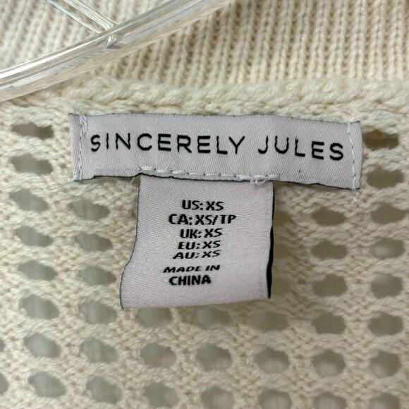 Sincerely Jules Wms XS Open Knit Cream Cropped Shrug Sweater Button Up Layering - Picture 3 of 8